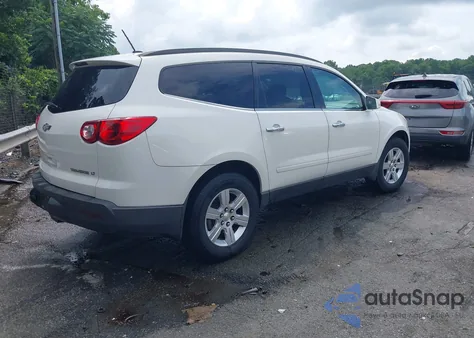 2011 Chevrolet Traverse 1Lt z USA, uszkodzony, nr VIN 1GNKRGED2BJ349734